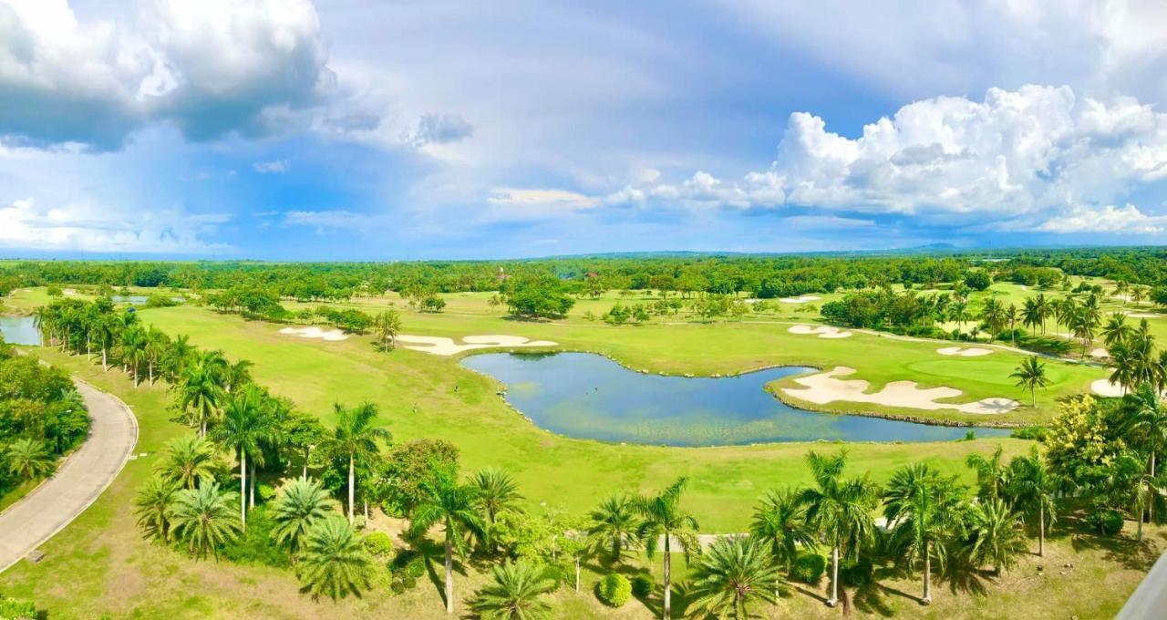 Queens Island Golf And Resort Medellin Exterior photo