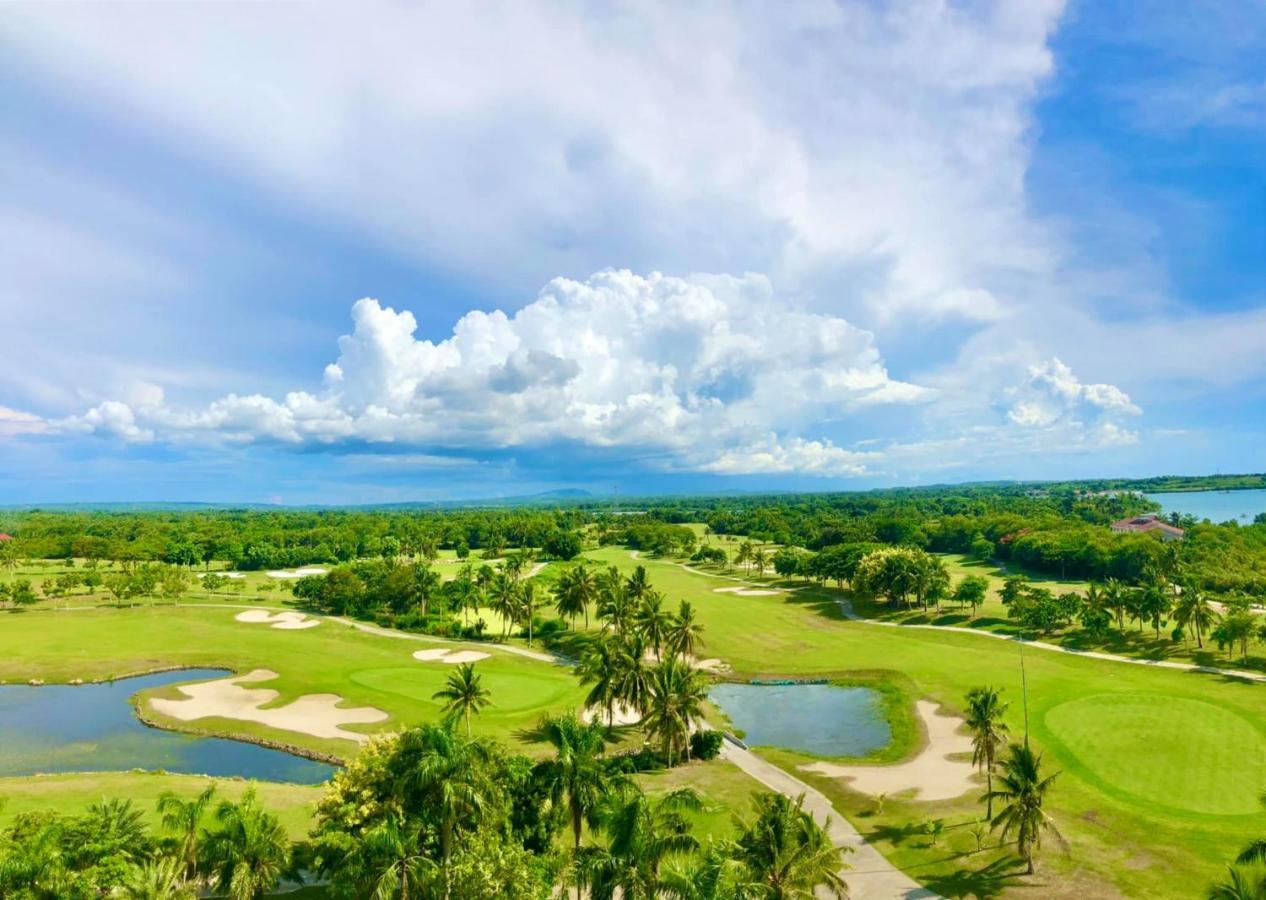 Queens Island Golf And Resort Medellin Exterior photo